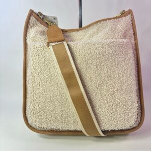 NEW Women’s Style & Co Sherpa Shoulder/Crossbody Bag Cream/Tan